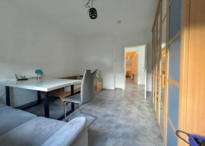 - Graphite Modern 3-room - Stylish Grey Interior - Spacious Terrace - Fully Equipped Kitchen - Wi-fi - Renovated 2024 - & Convenient Location - Free Parking - Near Bus & Airport -