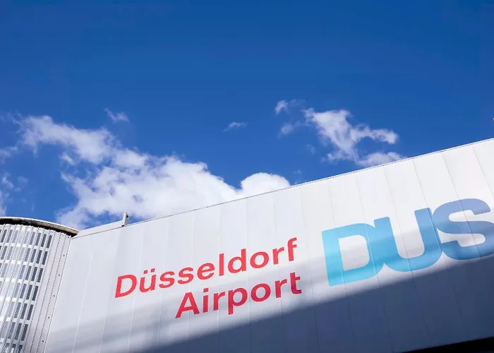 Apartment - Graphite Modern 3-room - Stylish Grey Interior - Spacious Terrace - Fully Equipped Kitchen - Wi-fi - Renovated 2024 - & Convenient Location - Free Parking - Near Bus & Airport - *